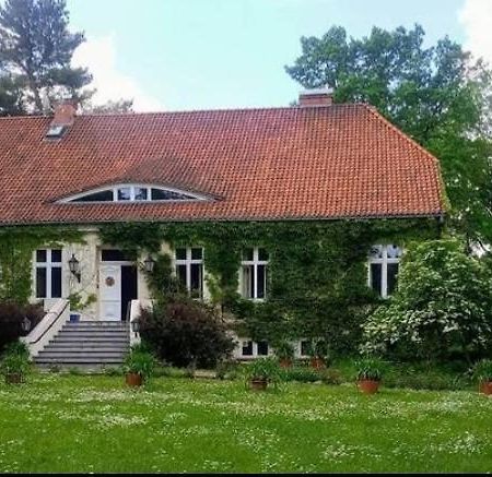 Hotel Im Park Sorkwity Bagian luar foto