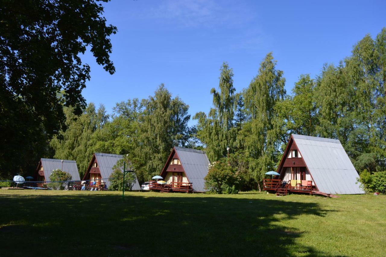 Hotel Im Park Sorkwity Bagian luar foto